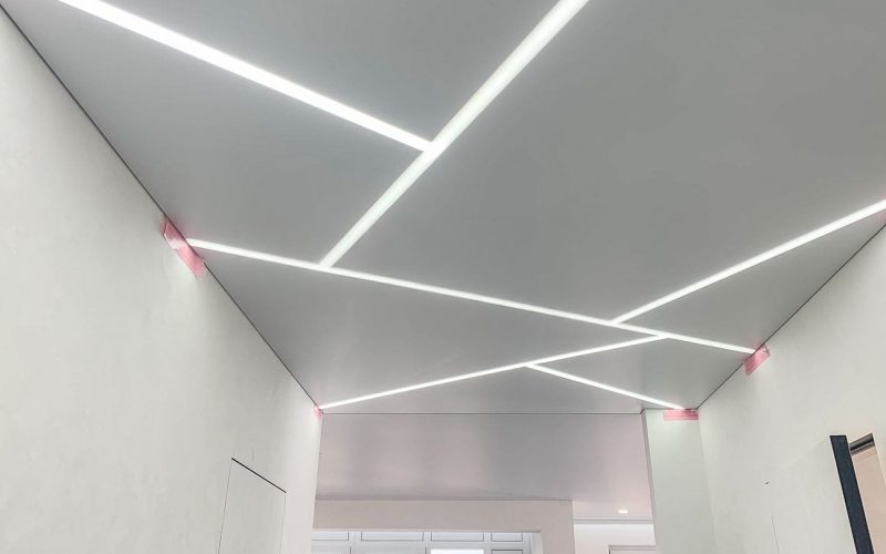 Натяжной потолок в квартире 35 м2